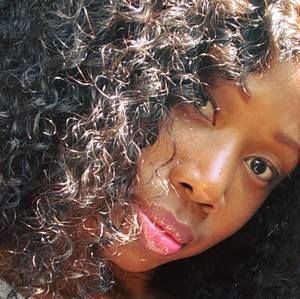 Meet your Posher, Genea